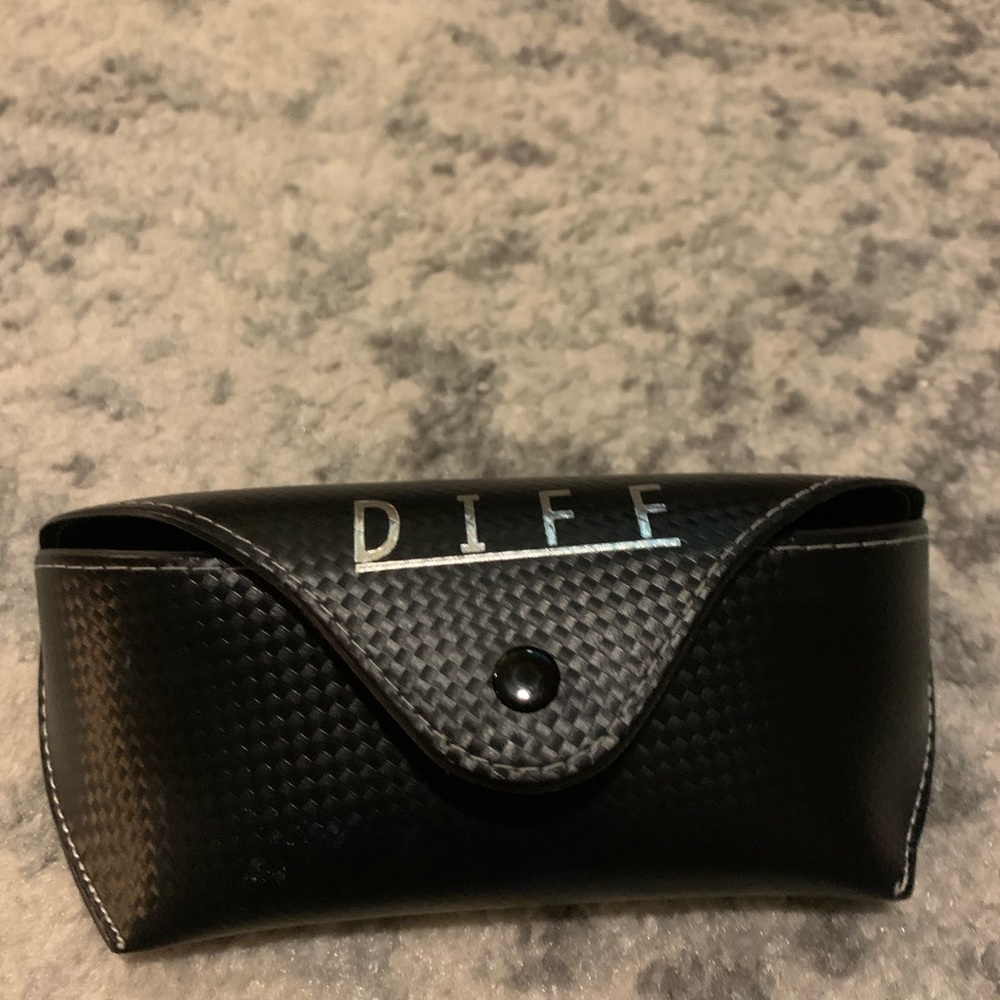 Diff Blue And Tortoise Sunglasses - image 4